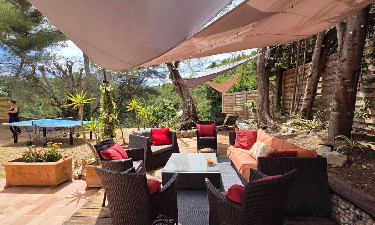 Falicon House | In the countryside just outside Nice