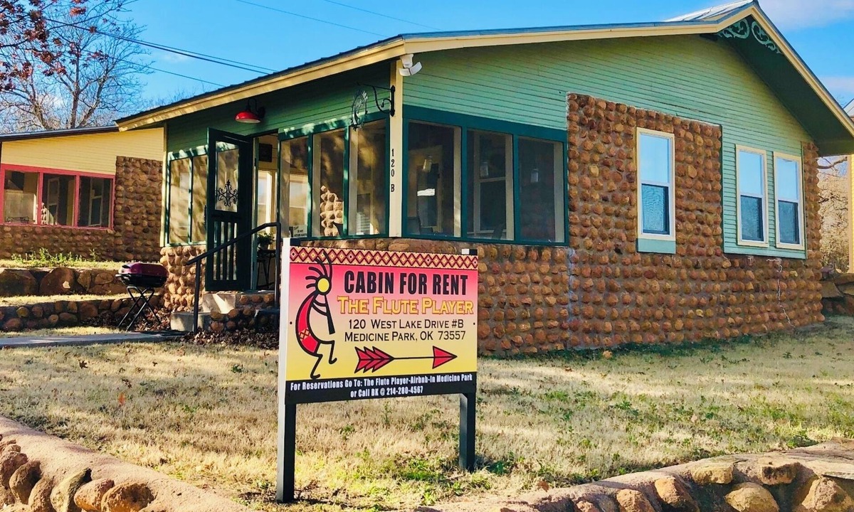 Medicine Park Cabin | In the Heart of Medicine Park - Surrounded by Stunning Views