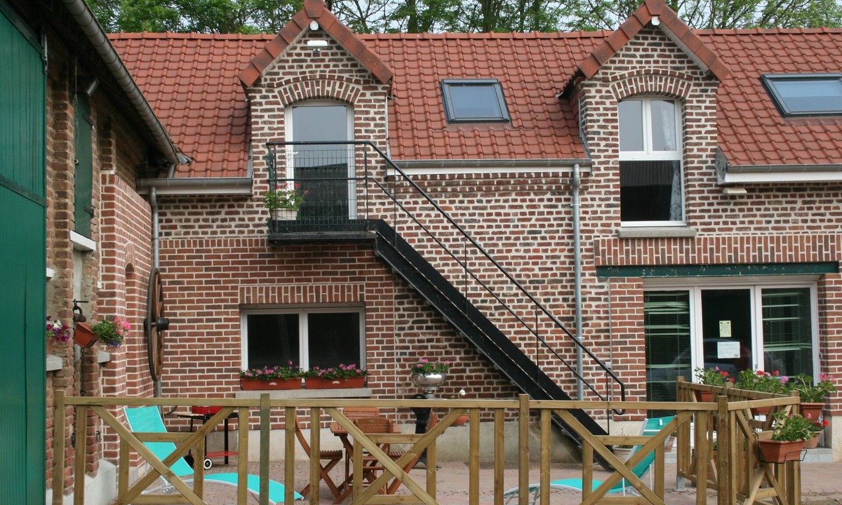 Monchy-au-Bois Cottage | In the house winch PDC