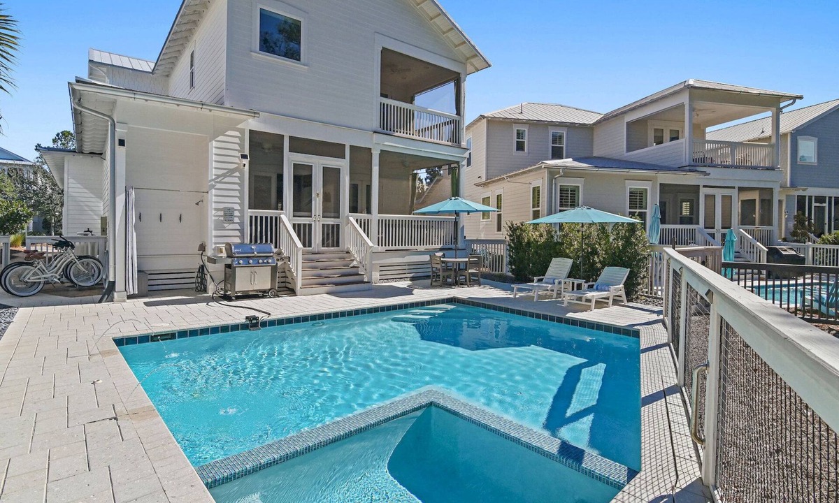Santa Rosa Beach House | In the Key of the Sea! Private Saltwater Pool & Hot Tub | Free 6 Bikes + 6-Seater Golf Cart Included