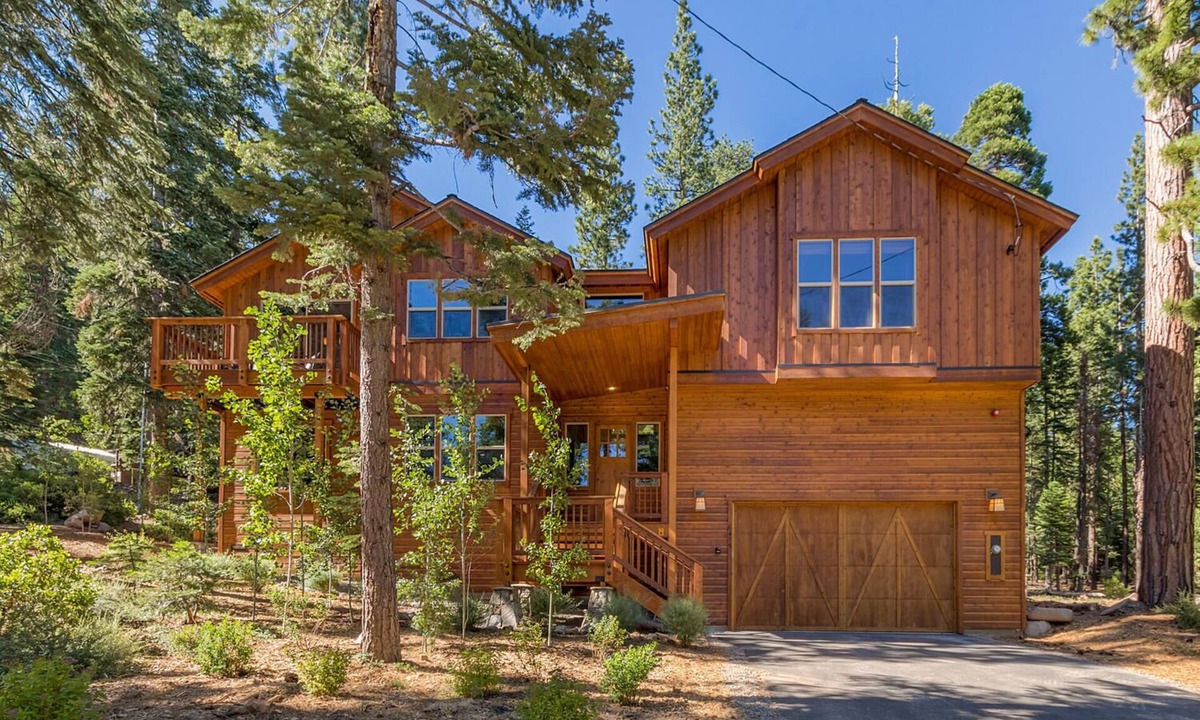 Tahoe Vista House | In the Wild Woods - TLUXP