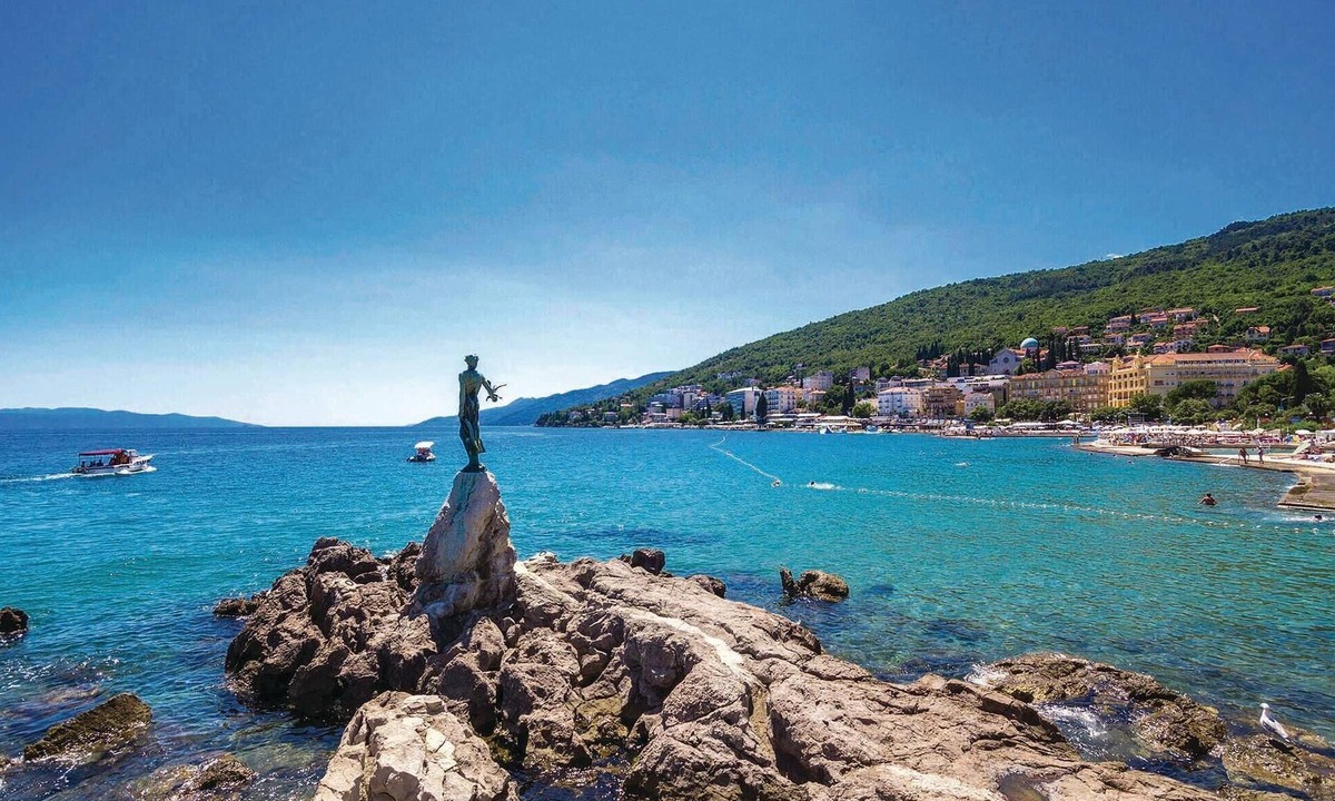 Marcelji Apartment | In Viskovo, a suburb of Rijeka, lies this lovingly and modernly furnished attic apartment.