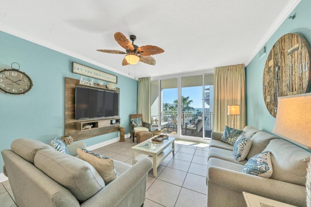 Fort Walton Beach Apartment | Incredible Courtyard Pools and Gulf Views Waterscape C506 Sleeps 10
