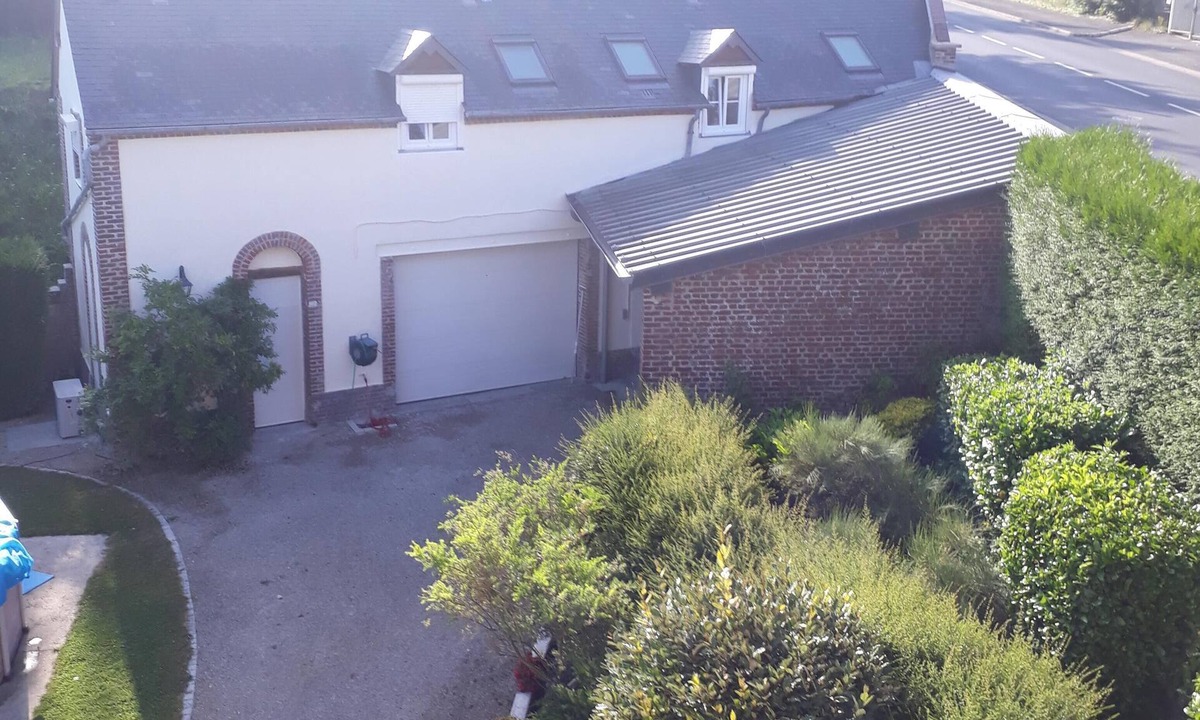 Lisieux Apartment | independent apartment in property