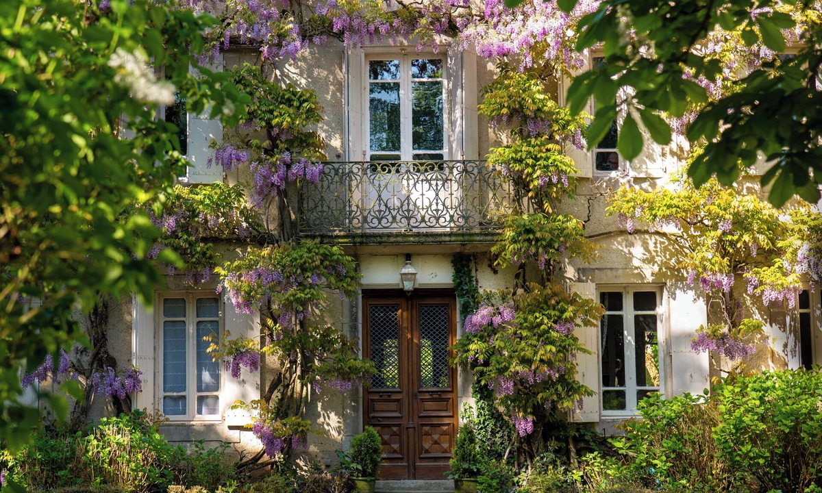 Lempaut House | Independent cottage with heated pool