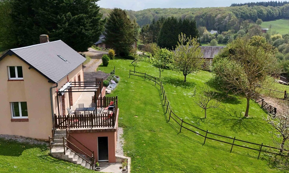 Gace Cottage | Independent house with exceptional view in Pays d'Auge