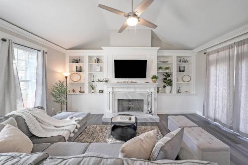 Stone Mountain House | Indian Lakes