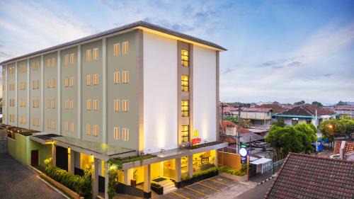 Central Yogyakarta Hotel | Indies Style Malioboro Hotel