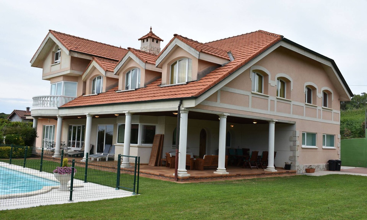 Barrika Villa | Individual chalet, swimming pool, pediment, gym, sauna, Turkish bath, Jacuzzi