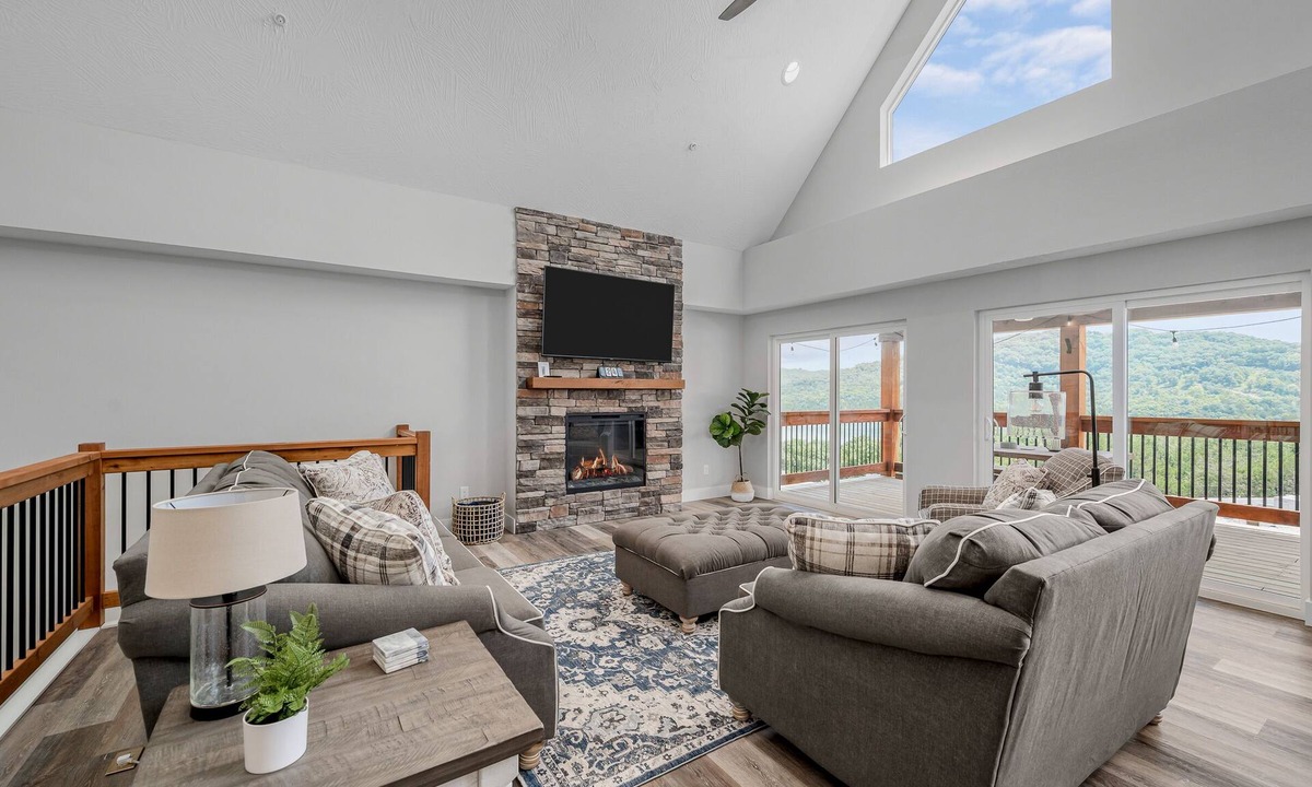 Hollister House | Indoor/Outdoor Pool, Pickleball, Private Hot tub