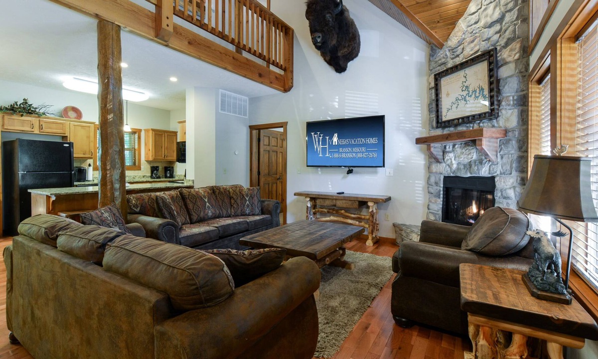 Indian Point House | Indoor Pool - Sleeps 22 - 8 King Beds - Right by SDC - Vanessa's Vacation Homes