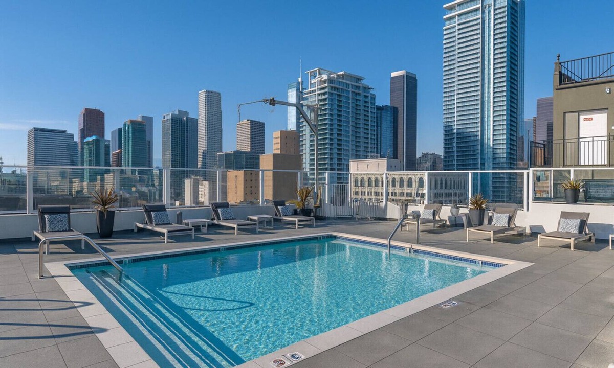 Historic Core Apartment | Industrial-Style 2BR Condo Downtown LA W/Rooftop