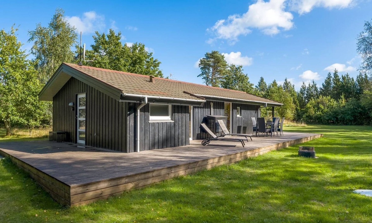 Bratten Strand House | "Inga" - 300m from the sea by Interhome