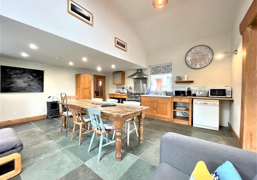 Ingleton House | Inglefall & Jasmine Cottages