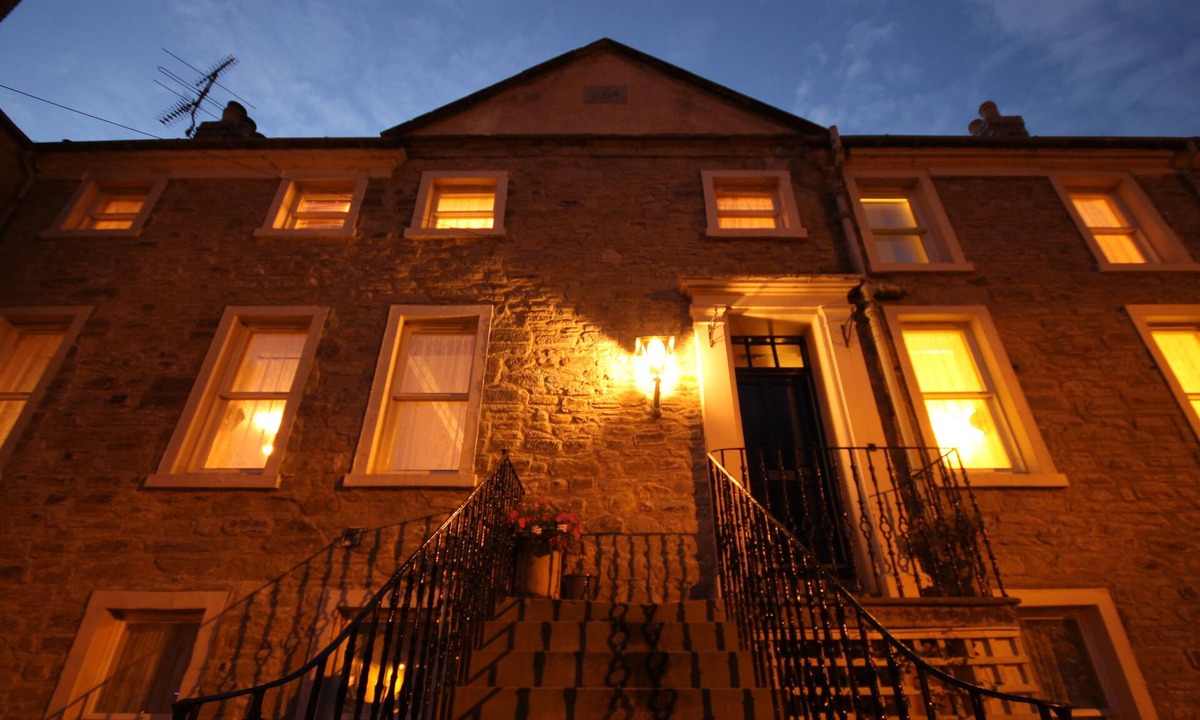 Kelso House | Inglestone House