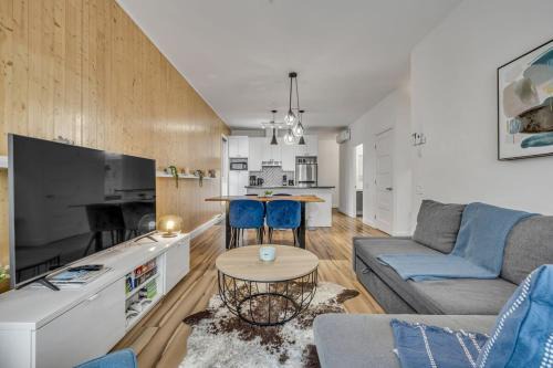 La Cite-Limoilou Apartment | Initial Artsy Québec
