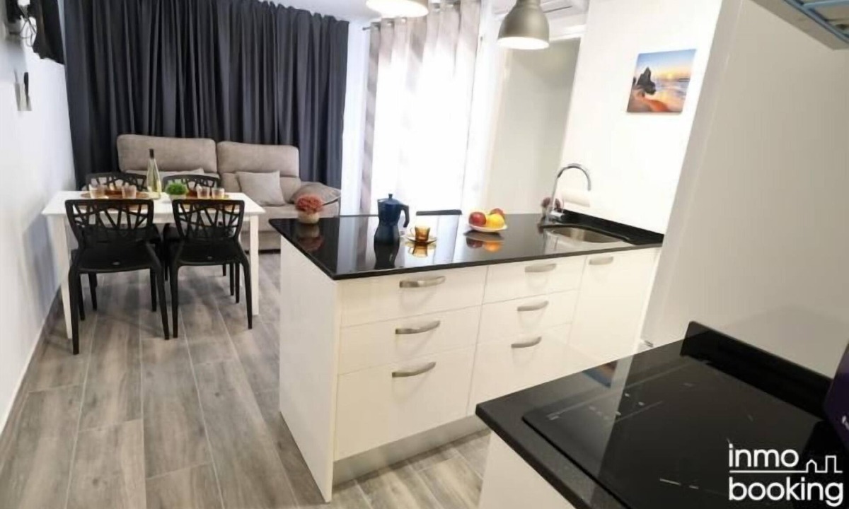 Vilafortuny Apartment | InmoBooking Pins II, air-conditioned and one minute from the beach