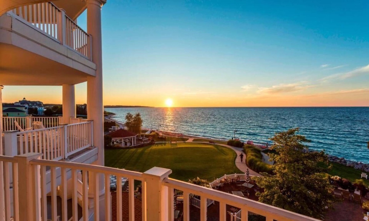 Bay Harbor Hotel | Inn at Bay Harbor