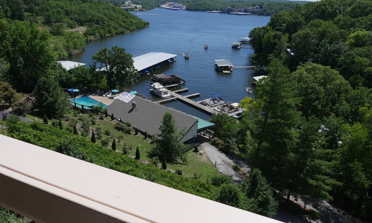 Osage Beach Hotel | Inn at Grand Glaize