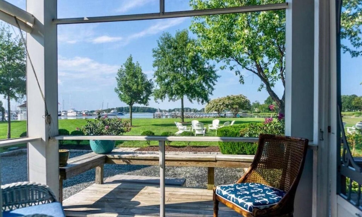 Rock Hall Bed & Breakfast | Inn at Haven Harbour