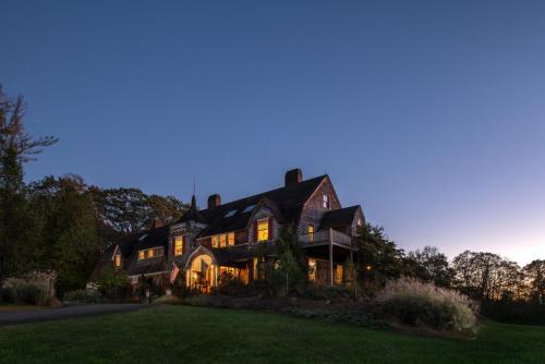 Forestburgh Hotel | Inn at Lake Joseph