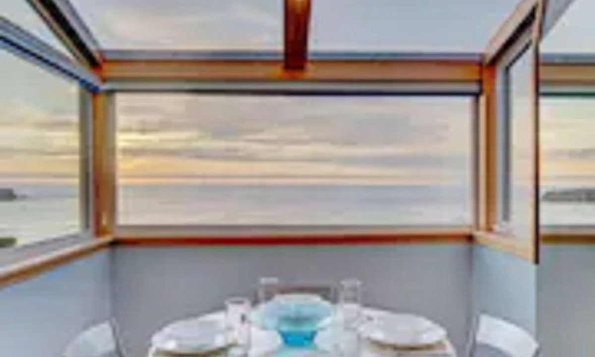 Otter Rock Hotel | Inn at Otter Crest