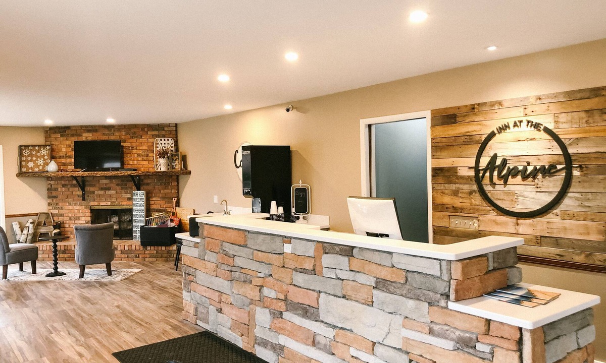 Bear Lake Hotel | Inn at the Alpine
