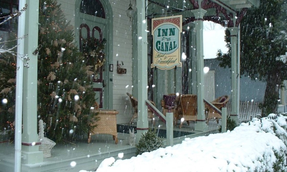Chesapeake City Bed & Breakfast | Inn At The Canal Bed & Breakfast