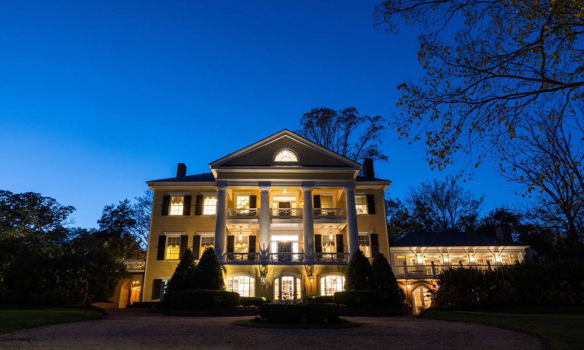 Orange Hotel | Inn at Willow Grove