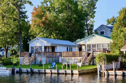 Indian River House | Inn Between Waterfront Cabins