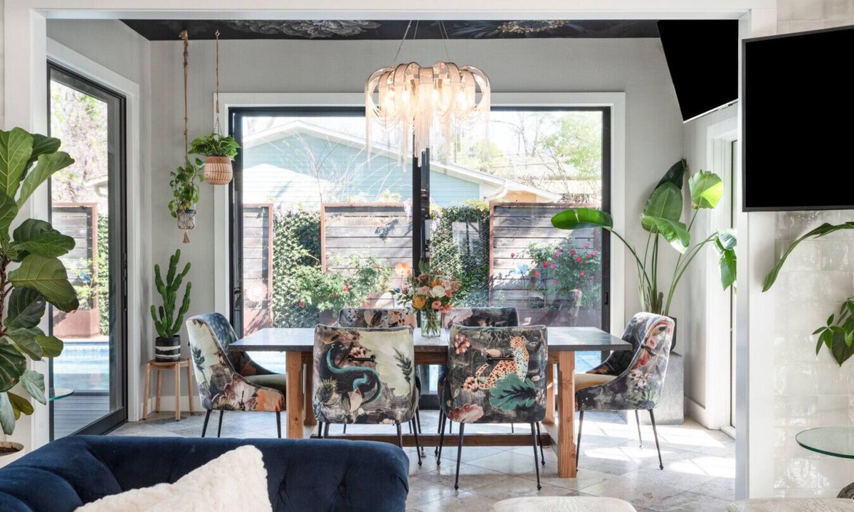 Cherrywood House | Inn Cahoots - Hollywood Ave Retreat Home