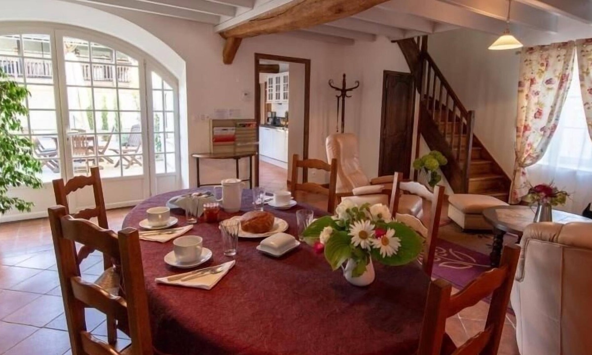 Courcelles House | Inn Courcelles, 4 bedrooms, 8 people