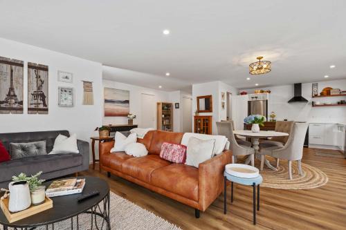 Springfield House | Inn McDowell - Modern 3 Bedroom in Springfield