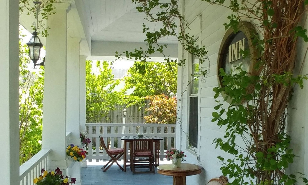 St. Andrews Hotel | Inn on Frederick