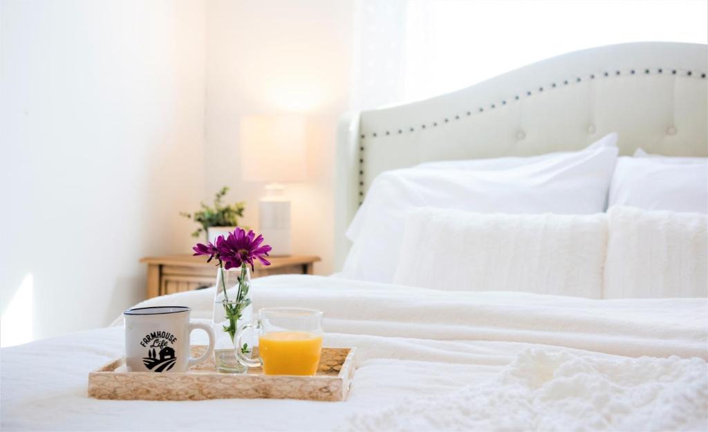 Holderness Bed & Breakfast | Inn on Golden Pond