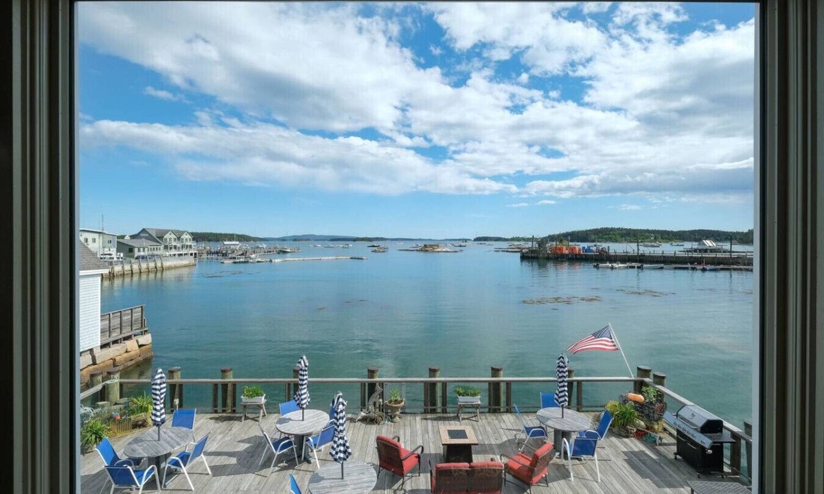 Stonington Hotel | Inn on the Harbor