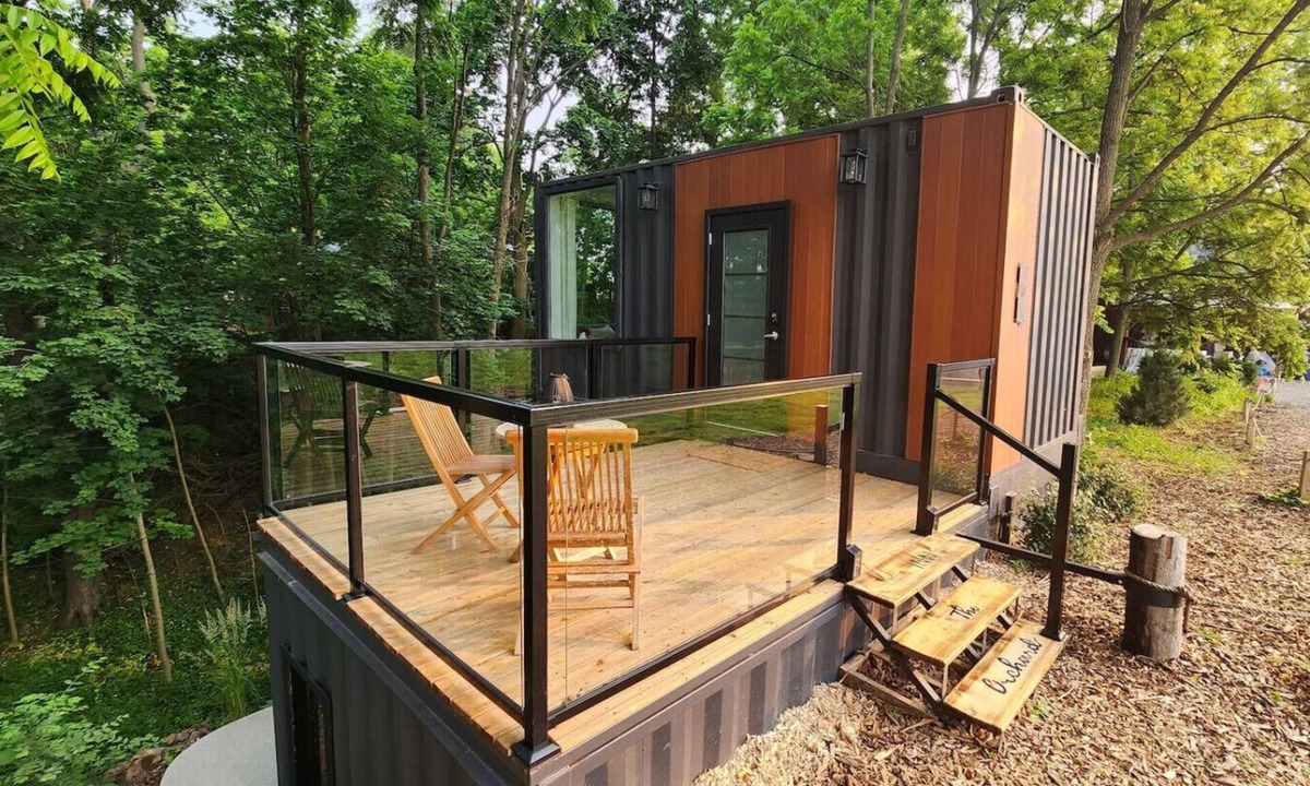 Lincoln Apartment | Inn The Orchard, Valley View, Modern Container