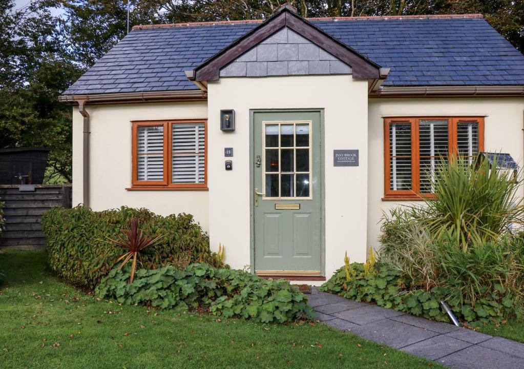 Camelford House | Inny Brook Cottage