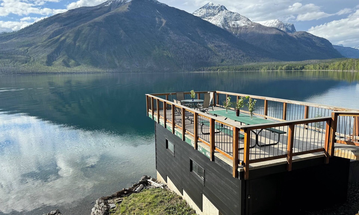 West Glacier Cabin | Inside Glacier National Park, Lakefront cabin