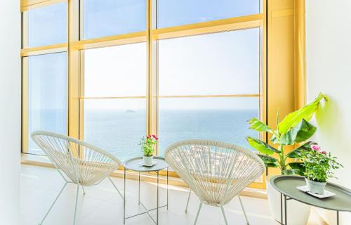 Cala Apartment | Intempo by Holuxe - 272 - 27th floor