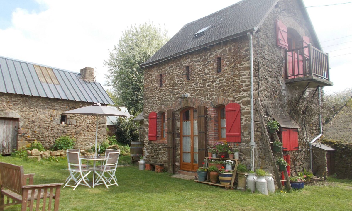 Bais House | Intimate stone-built stable, suitable for couples in a rural setting