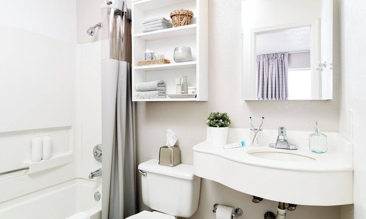 Stafford Hotel | Intown Suites Extended Stay Select Houston - Stafford