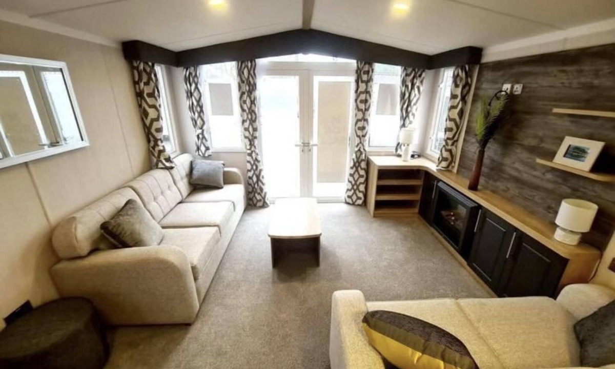 Seasalter Villa | Inviting 2-bed Holiday Home Located in Whitstable