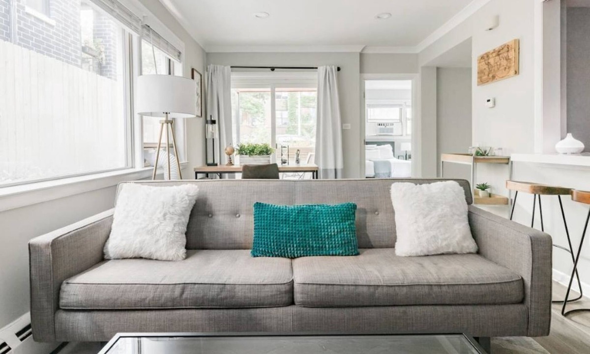 Uptown House | Inviting Stylish Home with Covered Patio