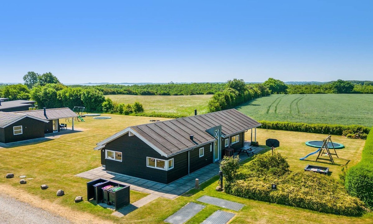 Fynshav House | "Iorund" - 550m from the sea by Interhome