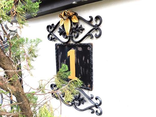 Taman Desa Kenchana House | Ipoh Bercham Lavish Villa 14 PAX