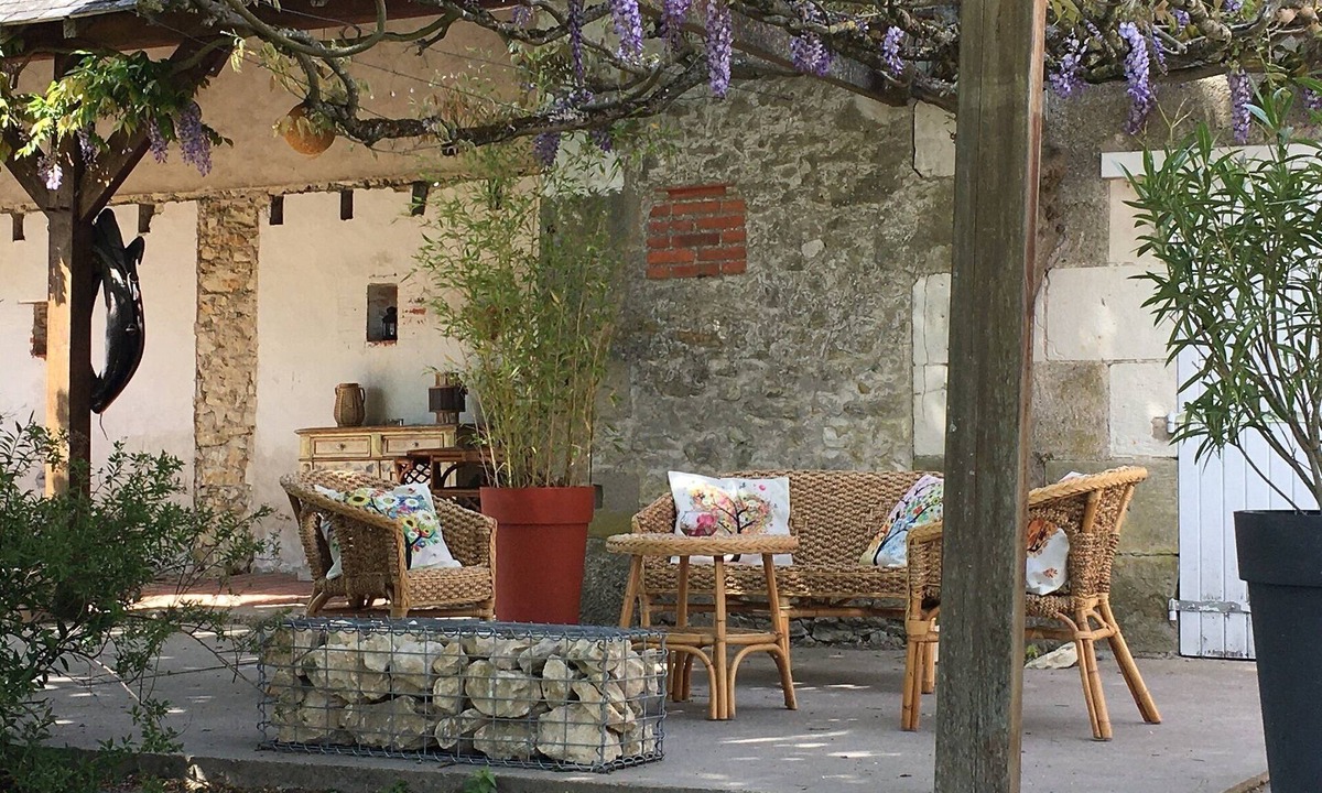 Genille House | Irish Caravan