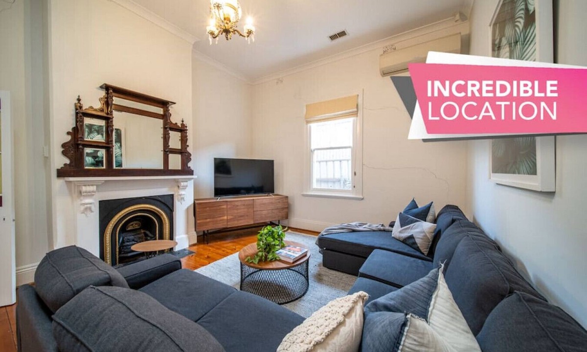 Adelaide Central Business District Cottage | ★Irma`s Place on Halifax★Wifi✔︎Nesprsso✔︎Parking✔︎