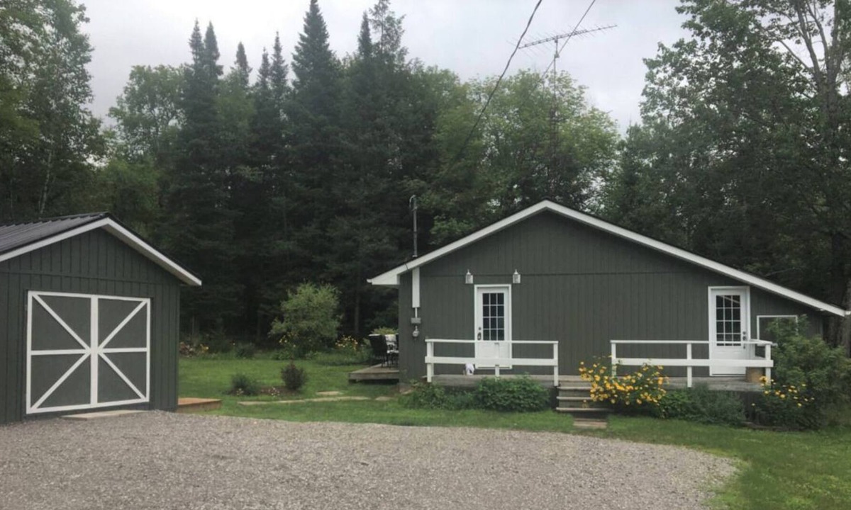 Irondale Cottage | Irondale River House