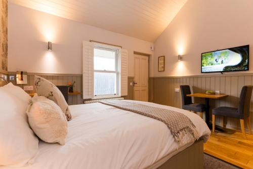 Irvine House | Irvine Bay